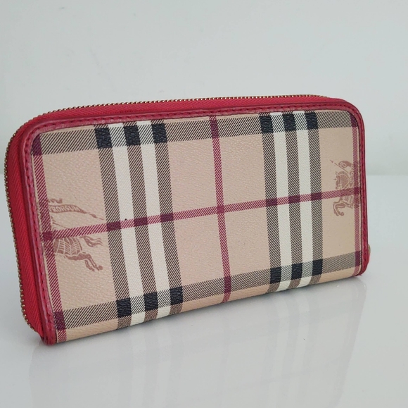 Burberry Check Large Wallet - Picture 2 of 8